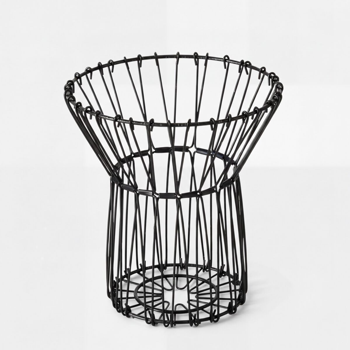 Jarrón decorativo VANDULA material metal