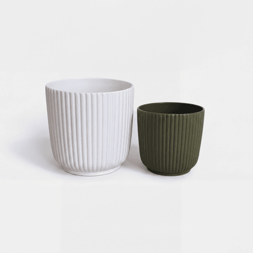 Vaso RAYAS 12,4cm cores sortidas branco e verde Vaso RAYAS 12,4cm cores sortidas branco e verde