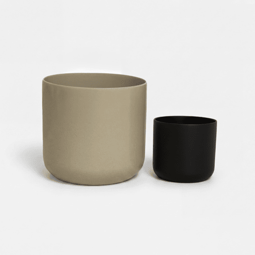 Vaso LISO 18cm cores sortidas preto e cinzento