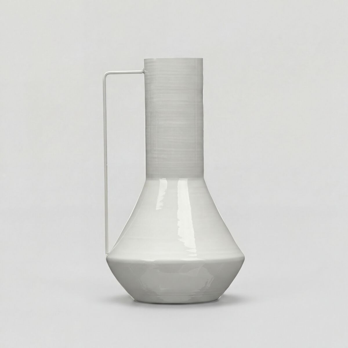 Jarrón CONICO metal 29cm