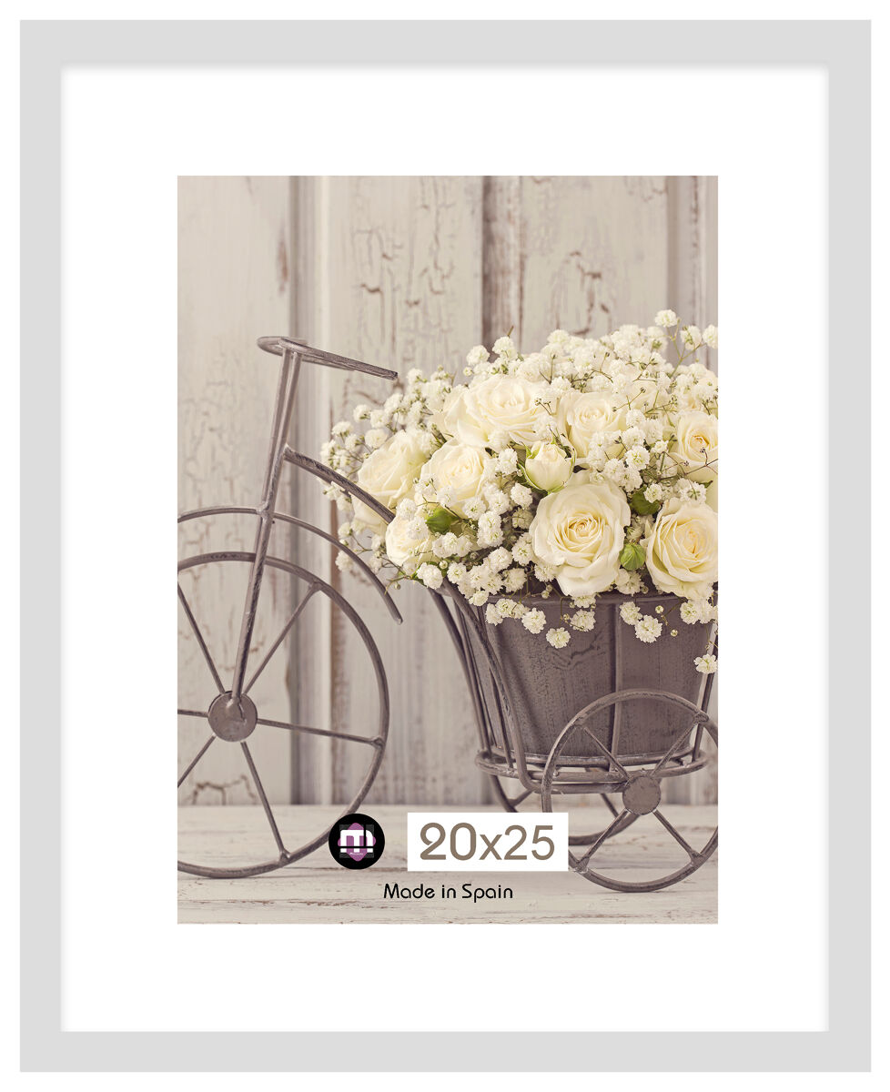 Marco PIRAMIDE 20x25cm marca MARCOMUEBLE 