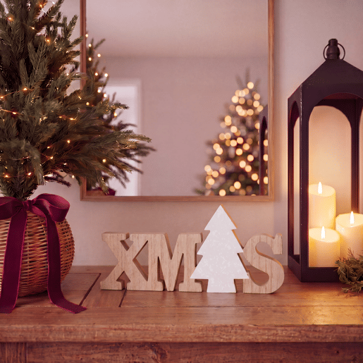 Figura XMAS TREE 13x30cm marca MICA DECORATIONS Figura XMAS TREE 13x30cm marca MICA DECORATIONS