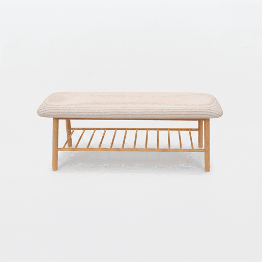 Banco para calçar BAYONA forro em pele de borrego 44x89,5x30cm Banco para calçar BAYONA forro em pele de borrego 44x89,5x30cm