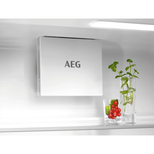 Combinado encastre AEG TC7CS181ES 256 litros No Frost