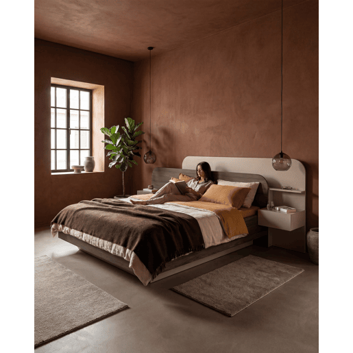 Cama 160x200cm HALO creme e nogueira com 2 mesas e cabeceira