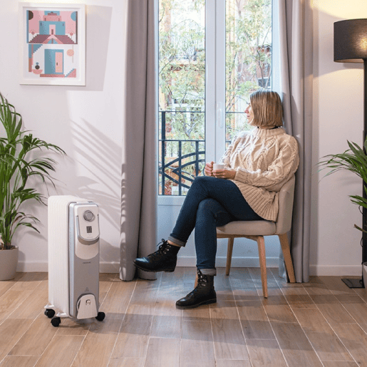 Cecotec Radiador a óleo de 9 módulos de 2000 W e tecnologia 360º com 3 níveis de potência, 22 m² de cobertura, recolhe-cabos, controlo simples, alça, rodas e duplo sistema de segurança. Cecotec Radiador a óleo de 9 módulos de 2000 W e tecnologia 360º com 3 níveis de potência, 22 m² de cobertura, recolhe-cabos, controlo simples, alça, rodas e duplo sistema de segurança.