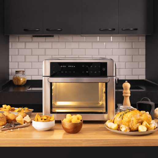 Cecotec Forno de convecção com 30 litros de capacidade e 1800 W de potência. Cecotec Forno de convecção com 30 litros de capacidade e 1800 W de potência.