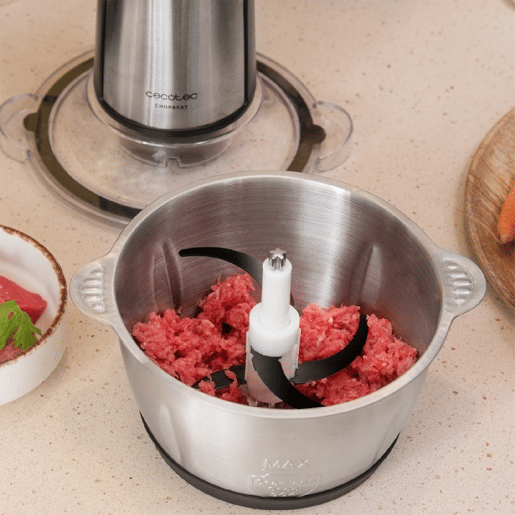 Cecotec Picadora de carne e legumes de 600 W, com 4 lâminas de titânio preto, taças de vidro de 1,5 l e duas velocidades. Cecotec Picadora de carne e legumes de 600 W, com 4 lâminas de titânio preto, taças de vidro de 1,5 l e duas velocidades.