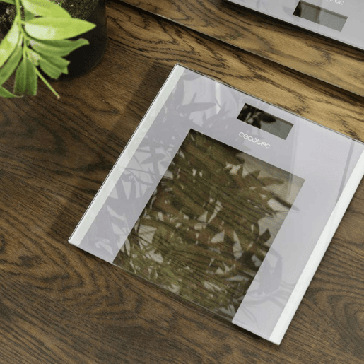 Cecotec Balança para casa de banho digital de grande superfície e alta precisão, com fita métrica. Cecotec Balança para casa de banho digital de grande superfície e alta precisão, com fita métrica.