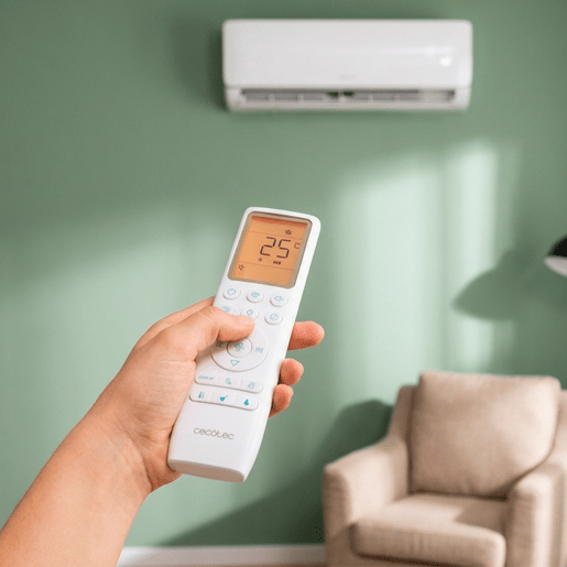 Cecotec Ar condicionado split Ar de 24.000 BTU com bomba de calor, controle remoto e display LED. Cecotec Ar condicionado split Ar de 24.000 BTU com bomba de calor, controle remoto e display LED.