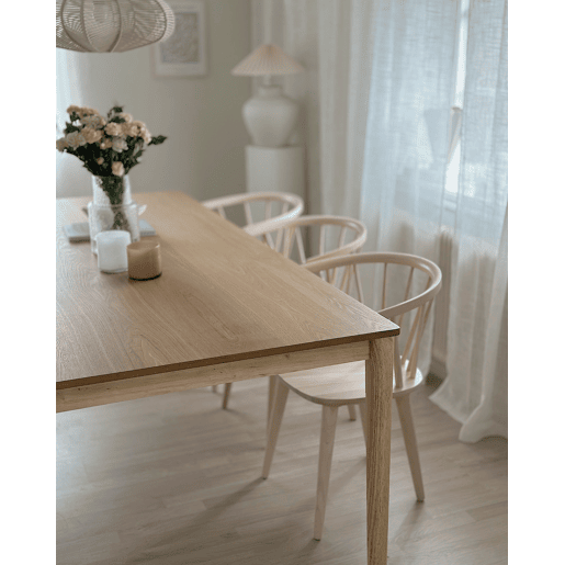 Beliani Mesa de jantar ERMELO Beliani Mesa de jantar ERMELO