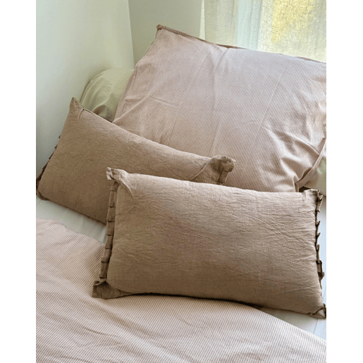 Conjunto de 2 almofadas decorativas SASSAFRAS Linho 30 x 45 cm Castanho claro Sólido
