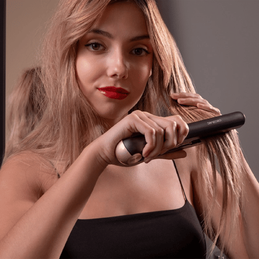 Cecotec Alisador de cabelo com revestimento cerâmico sem fio de 30 minutos de autonomia