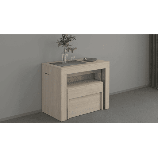 Conjunto de mesa e cadeiras com efeito madeira