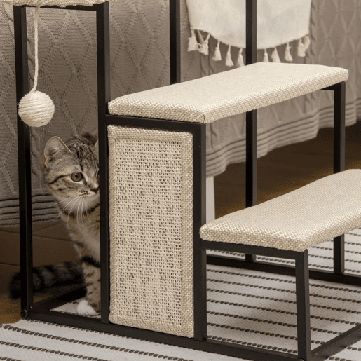 PawHut Escada para Cães de 3 Níveis Escada para Animais de Estimação com 3 Degraus Bola Suspensa Painel para Arranhar e Estrutura de Aço 47x45x47 cm Creme e Preto