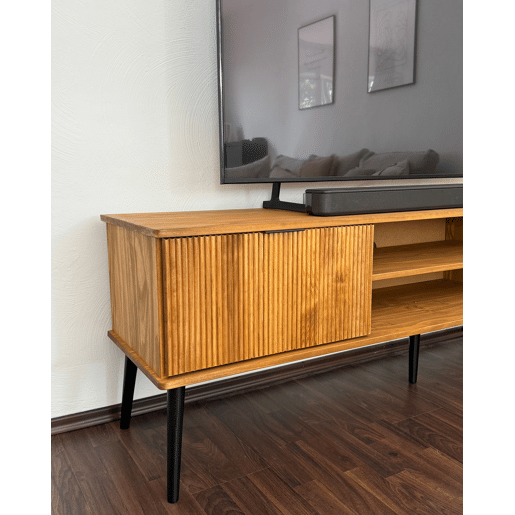 Beliani Mesa de TV TIMMINS