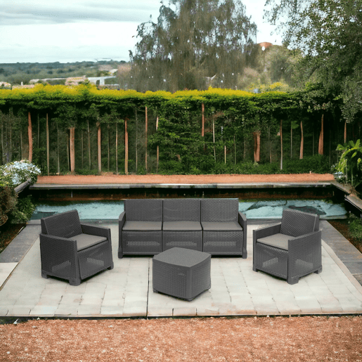 Sala de estar exterior em PVC