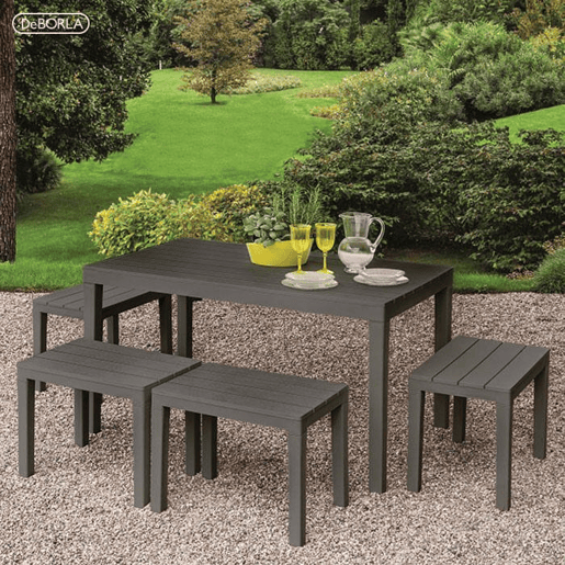 Mesa de jardim em PVC