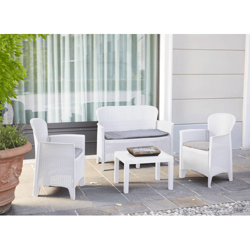 Sala de estar exterior em PVC