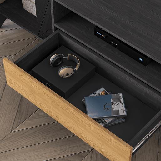 Mesa de TV Soah em madeira e preto com 2 portas e 180 cm