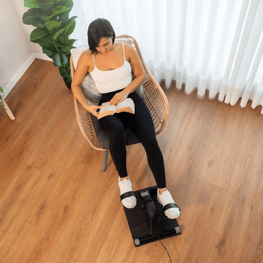 Cecotec Pedais estáticos com motor de assistência e controlo remoto. Exercite as pernas ou braços. Comando a distância Motor de assistência. Níveis de velocidade. Ecrã LED. Tapete antideslizante. Cecotec Pedais estáticos com motor de assistência e controlo remoto. Exercite as pernas ou braços. Comando a distância Motor de assistência. Níveis de velocidade. Ecrã LED. Tapete antideslizante.