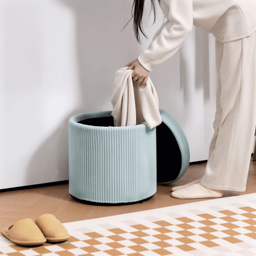 HOMCOM Puff de Arrumação Baú de Arrumação Redondo Estofado em Veludo Cotelê Assento Acolchoado Tampa Removível para Corredor Quarto Sala Ø40x41 cm Azul Claro