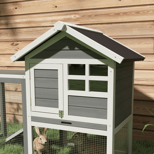 PawHut Coelheira de Madeira Exterior de 2 Níveis Gaiola para Coelhos Animais Pequenos com Zona Aberta Teto Asfáltico Bandeja Removível e Rampa 122x62,6x92 cm Cinzento