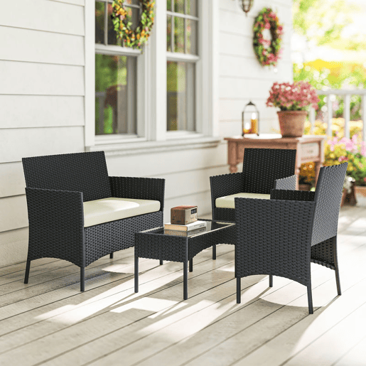 Outsunny Conjunto de Jardim Exterior em Vime com Almofadas Conjunto de Terraço Resistente às Intempéries Móveis de Jardim Exterior com 2 Poltronas Sofá de 2 Lugares Mesa com Vidro Preto e Creme