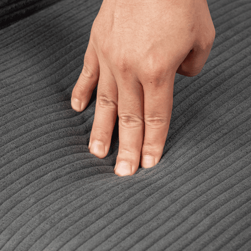 Jogo de 6 Cadeiras de Jantar Modernas Estofadas em Veludo Cotelê Cinza com Pés de Metal Efeito Madeira e Design Ergonómico com Apoio de Braços Capacidade de Carga até 120 kg da MEUBLES COSY