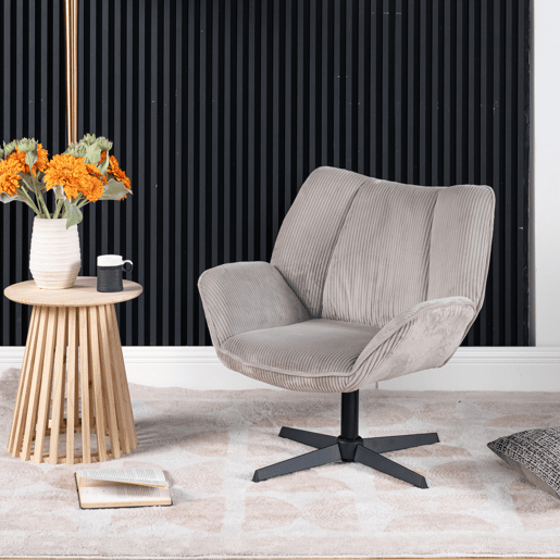 Poltrona De Escritório Ou Sala Giratória Estofada Em Tecido De Veludo Canelado Taupe Com Base Metálica Preta Altura Ajustável Estilo Escandinavo Ideal Para Ambientes Modernos