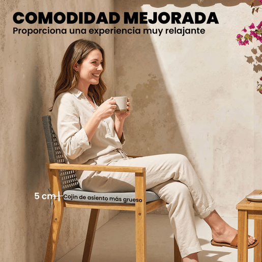 Outsunny Conjunto de 2 Cadeiras de Jardim em Madeira Cadeiras Empilháveis com Almofadas Removíveis Braços Encosto em Vime PE Capacidade 160 kg para Terraço 59x55x86 cm Madeira