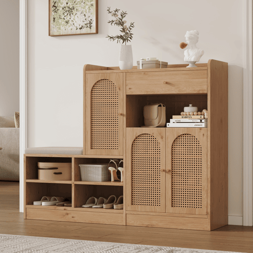 Sapateira com banco 142x35x110 cm - 3 portas de rattan, 1 gaveta, assento almofadado - Natural Sapateira com banco 142x35x110 cm - 3 portas de rattan, 1 gaveta, assento almofadado - Natural