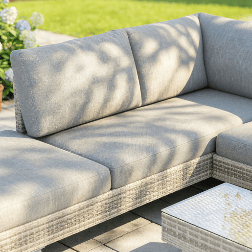 Outsunny Conjunto de Jardim em Ratã de 3 Peças Conjunto Resistente para Terraço Móveis de Jardim para Exterior com Almofadas Sofá de 3 Lugares Sofá de 2 Lugares com Mesa Lateral e Mesa de Centro Cinzento