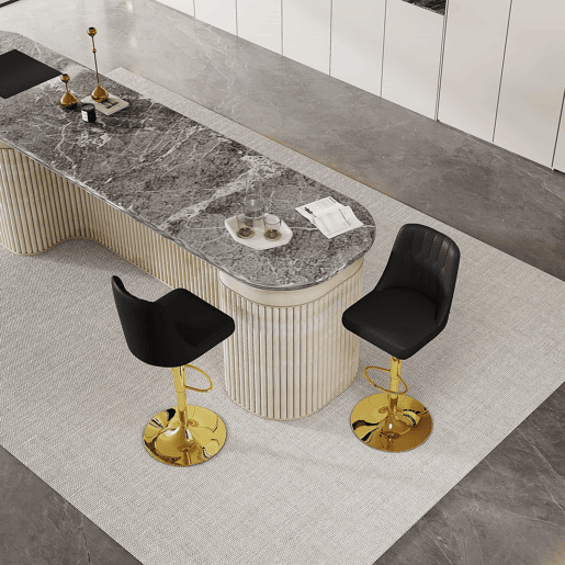 Bancos de bar (2 unidades) - Ajustáveis e giratórios a 360° - Encosto em PU com padrão de costura, pés metálicos dourados - Preto + Dourado
