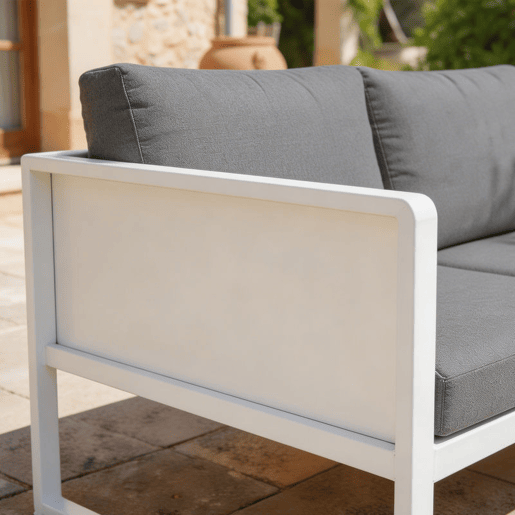 Outsunny Conjunto de Jardim de 4 Peças Sofá Exterior Seccional em L com 3 Sofás de 2 Lugares Assento em Textilene Mesa com Bancada Efeito Madeira WPC Almofadas Cinza Claro e Branco
