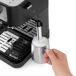 Cafetera espresso DeLonghi Stilosa 1100W 2 tazas con vaporizador Cafetera espresso DeLonghi Stilosa 1100W 2 tazas con vaporizador Negro
