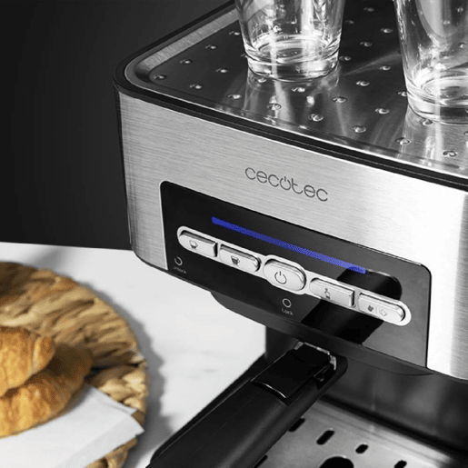 Cecotec Máquina de café digital com 20 bares e vaporizador orientável.