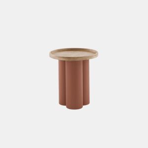 Mesa de centro em metal cor terracota e madeira de hevea