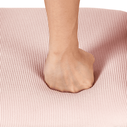 Conjunto De Secretária Dobrável Preta E Cadeira De Escritório Rosa Em Veludo Com Altura Ajustável E Rotação 360 Graus, Design Moderno E Compacto Para Teletrabalho Ou Estudo Em Espaços Pequenos