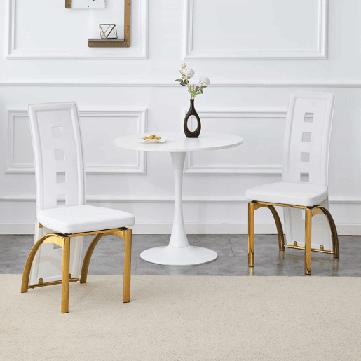 Cadeiras de sala de jantar 2 peças - design europeu com padrão perfurado, couro PU branco mate + pernas metálicas douradas - Branco+Dourado