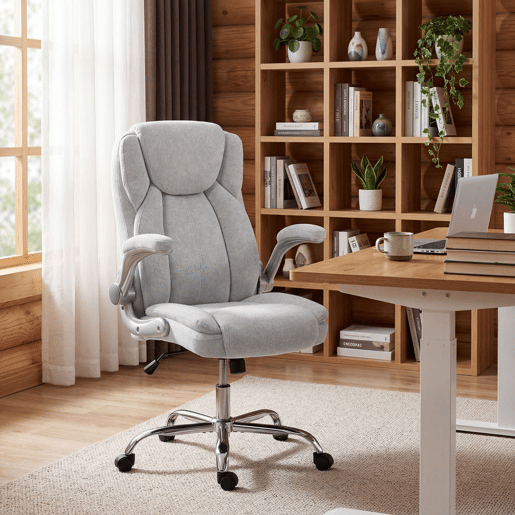HOMCOM Cadeira de Escritório Apoios de Braços Rebatíveis Assento com Molas Altura Ajustável Função Basculante e Estofada em Veludo 68x69x118 cm Creme
