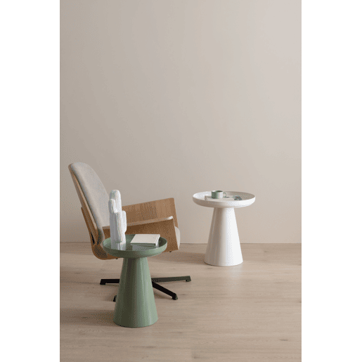 Mesa auxiliar de metal cor verde menta com vidro Mesa auxiliar de metal cor verde menta com vidro