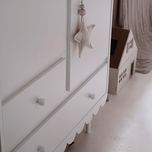 Roupeiro de 2 portas e 2 gavetas Wood Luck Babushka Branco