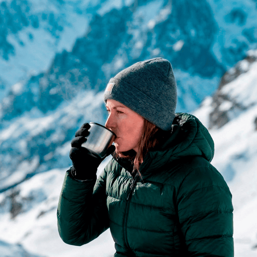 Thermos Garrafa térmica em aço inoxidável 750 ml prateada Thermos Garrafa térmica em aço inoxidável 750 ml prateada