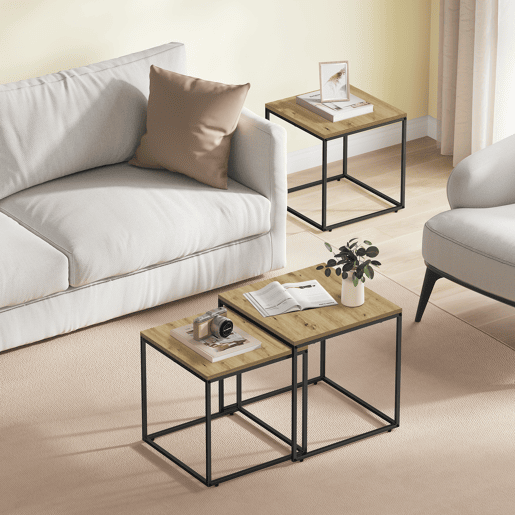 CONJUNTO DE MESA DE CENTRO de 2 unidades, carvalho artesanal