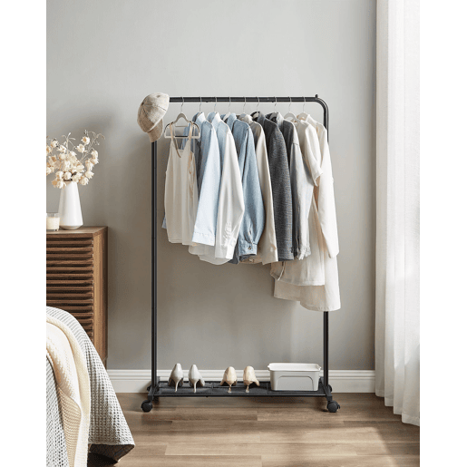 CABIDE DE ROUPA COM RODAS, PRETO CABIDE DE ROUPA COM RODAS, PRETO