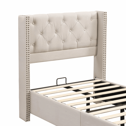 Cama estofada 90*200 - cabeceira acolchoada com botões e tachas, estrado de ripas, pés de madeira - Bege