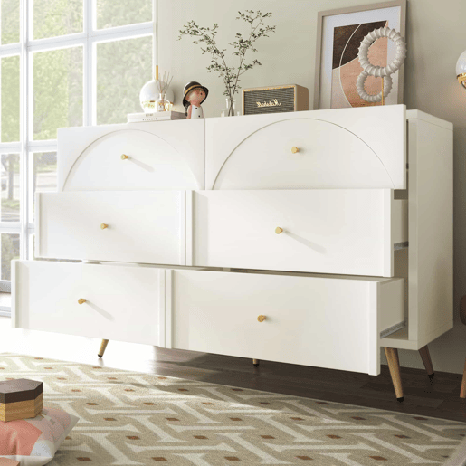 Cómoda com 6 gavetas - pés dourados - em aglomerado de madeira - Branco Cómoda com 6 gavetas - pés dourados - em aglomerado de madeira - Branco