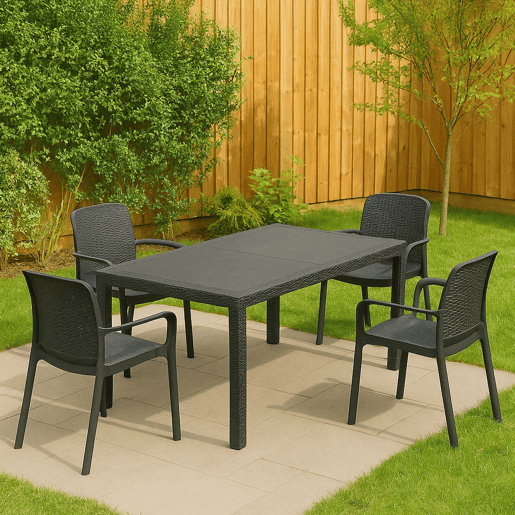 Conjunto de sala de estar externa 4 lugares em plástico