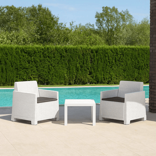 Conjunto de jardim 2 lugares em plástico